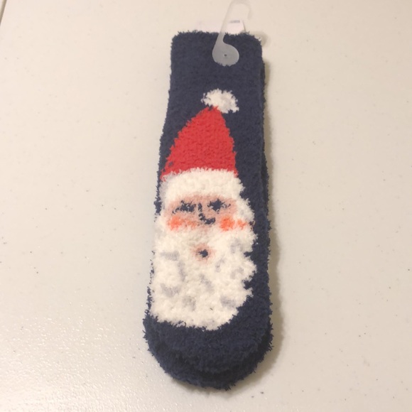 Old Navy Women’s Cozy Socks - Picture 8 of 9